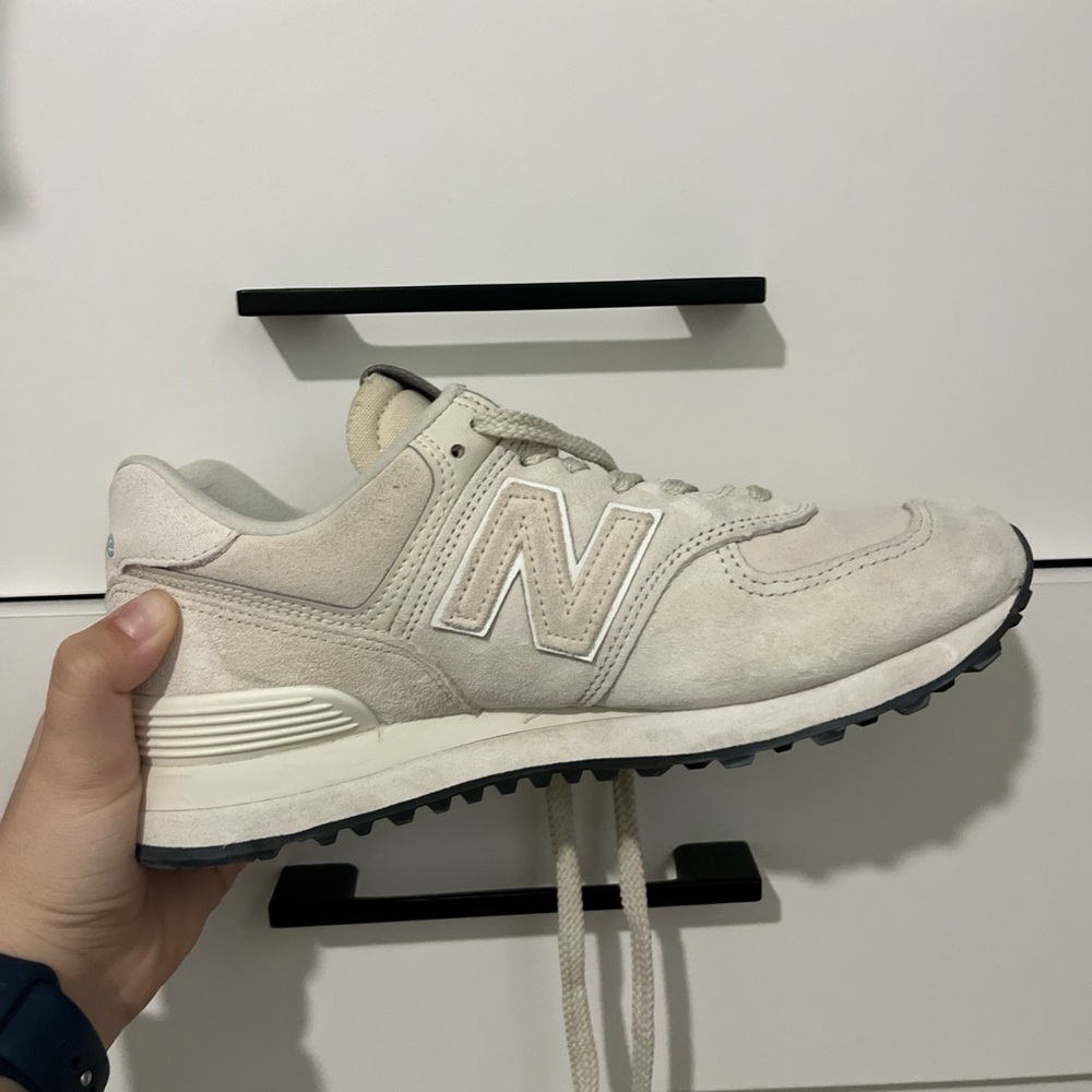 -SOLD- New balance 574 women’s sneakers pinky white